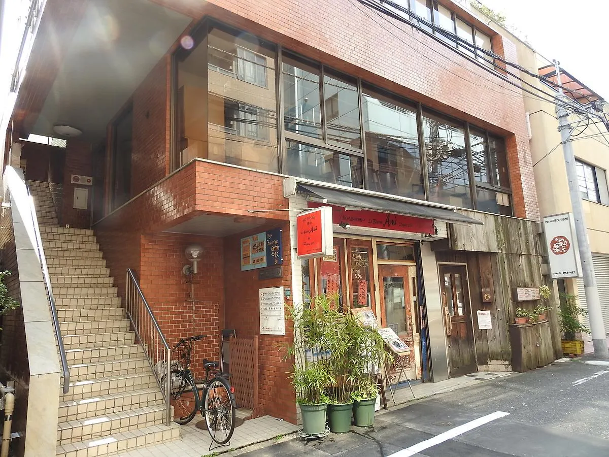 Bnb+ Secret Base Mejiro Tokyo Hostel